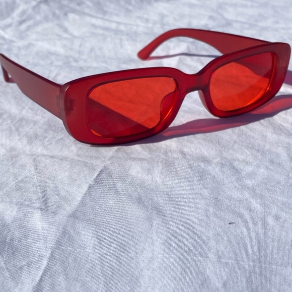 🕶 2/$22 🍊 Orange sunglasses, NWOT 🍊 - Picture 3 of 5